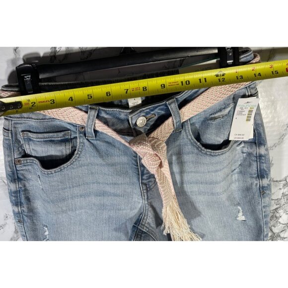 M Jeans by Maurices Womens Mid Rise 21" Straight Crop Jeans Size 4 Original Fit - Picture 3 of 5